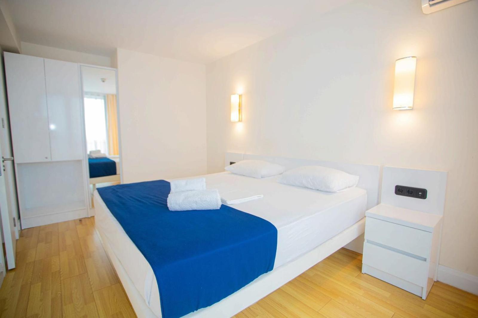 Suites Orbi City Aparthotel Batumi Exterior photo