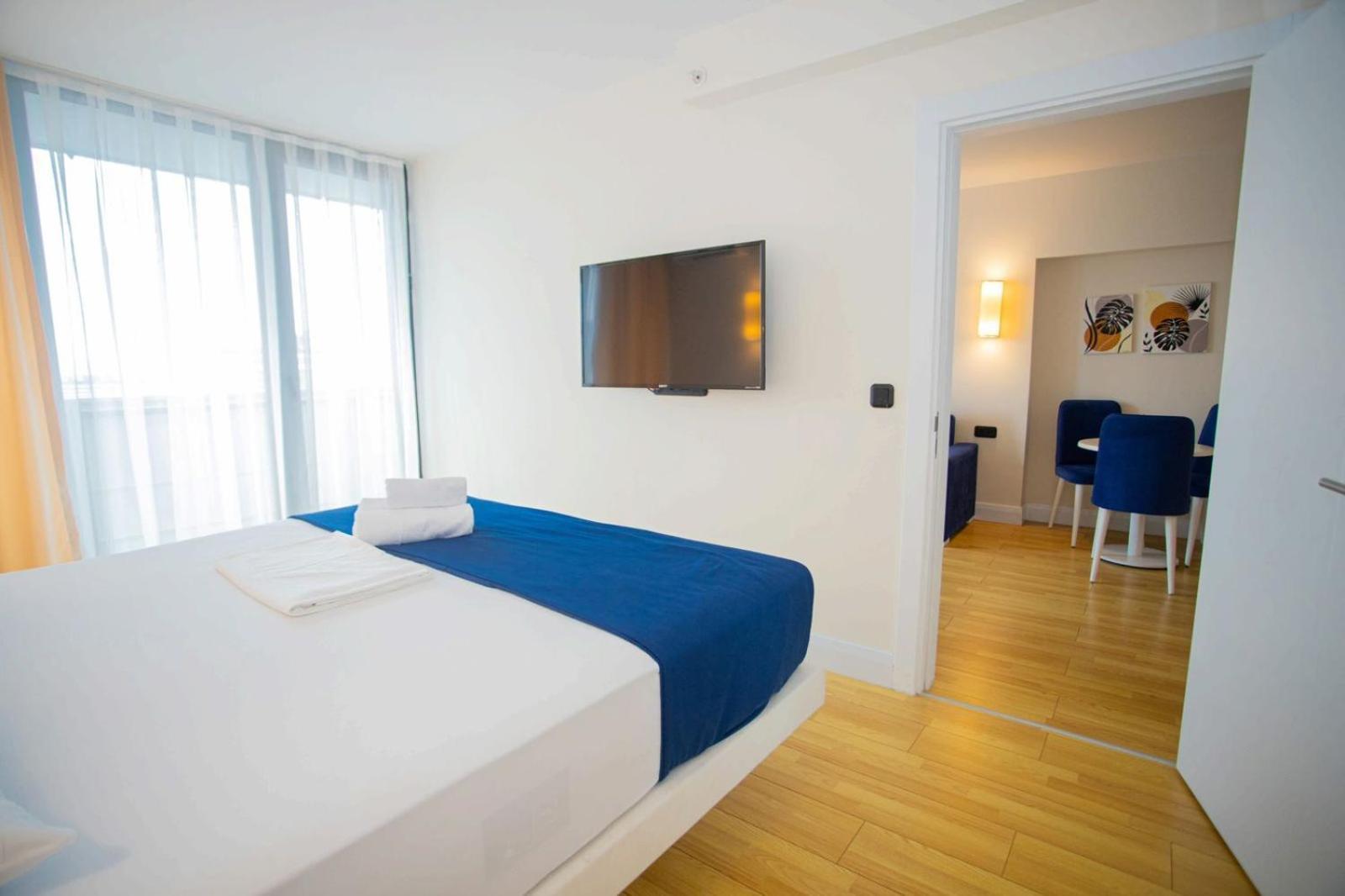 Suites Orbi City Aparthotel Batumi Exterior photo